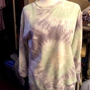 Woman’s Sweatshirt